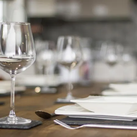 Stan Hollis - Ukc4063 Nunthorpe