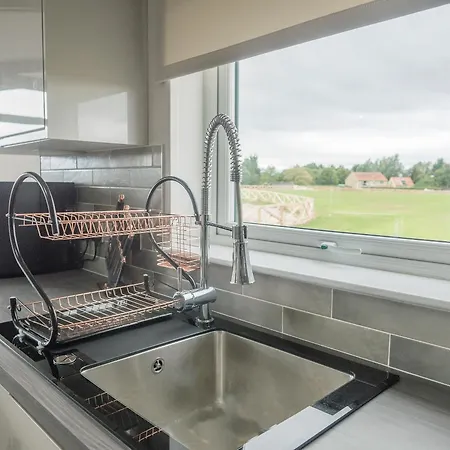 Stan Hollis - Ukc4063 Nunthorpe